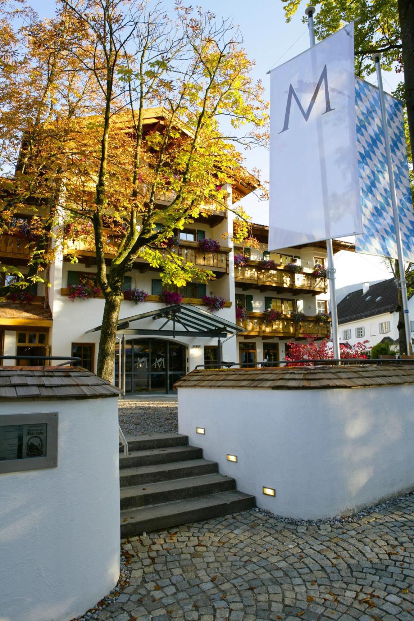 Hotel Maximilian Обераммергау Экстерьер фото