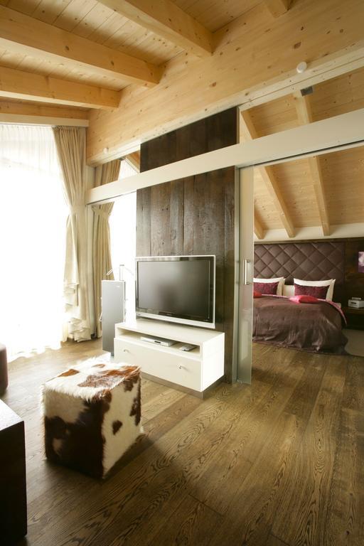 Hotel Maximilian Обераммергау Номер фото